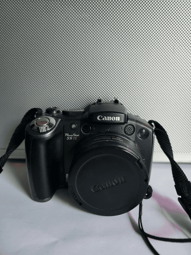 Canon PowerShot S5 IS