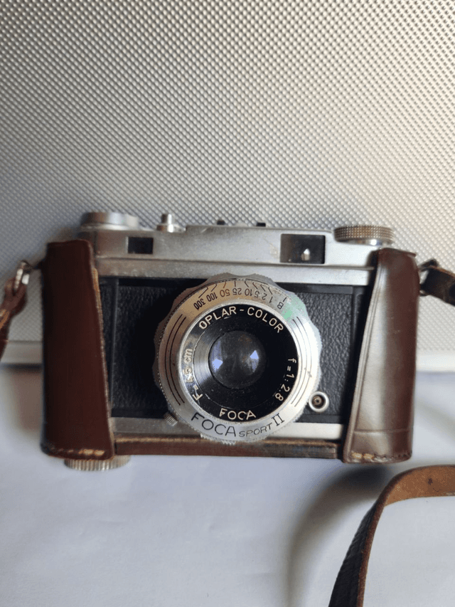 Foca Sport 2 avec Objectif Oplar Color 45mm f/2.8