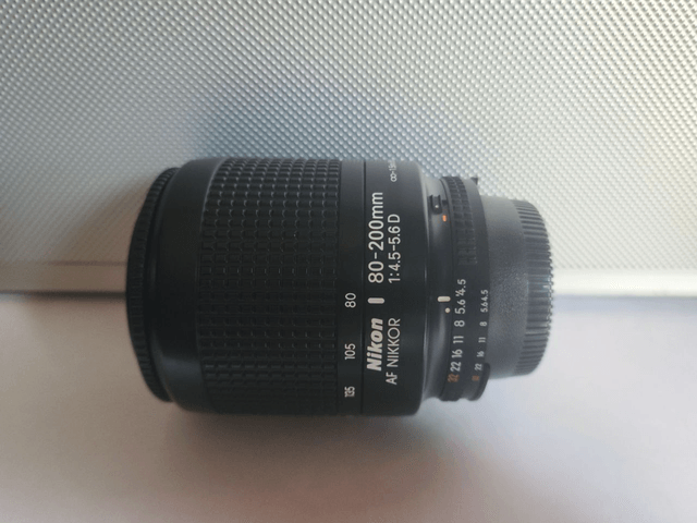 Nikon AF Nikkor 80-200mm 1:4.5-5.6D