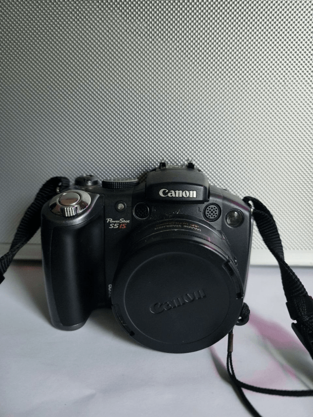 Canon PowerShot S5 IS